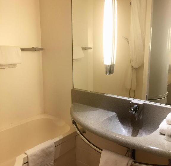 غرفة سوبيريور ثلاثية, Novotel Marseille Est Porte D Aubagne