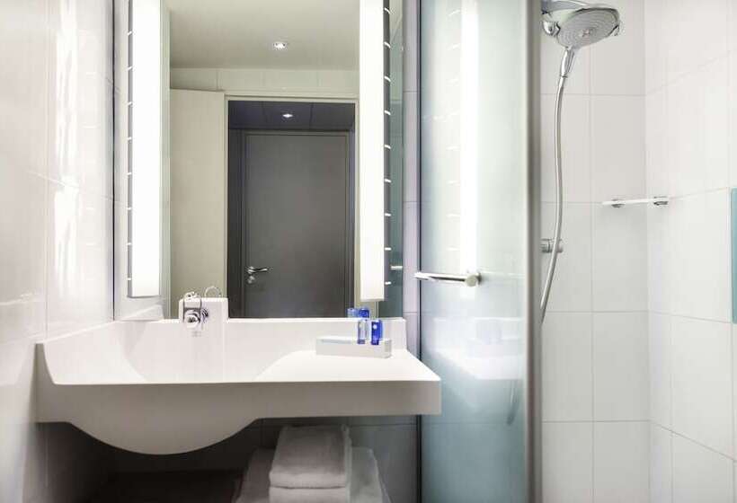 Номер Superior, Novotel Poissy Orgeval