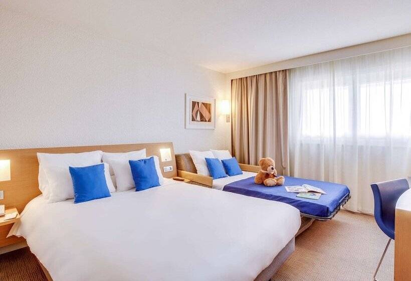 Номер Superior, Novotel Poissy Orgeval