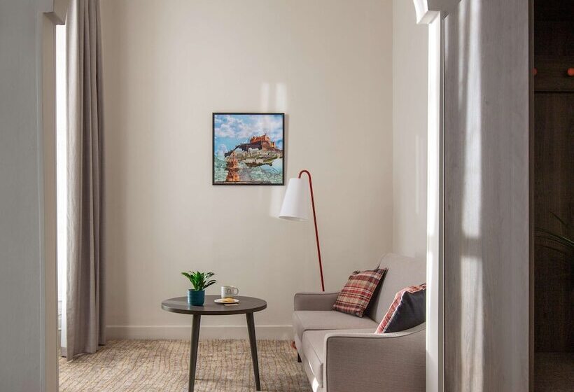 غرفة سوبيريور, The Bruntsfield