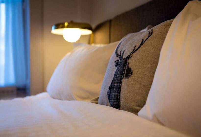 غرفة سوبيريور, The Bruntsfield