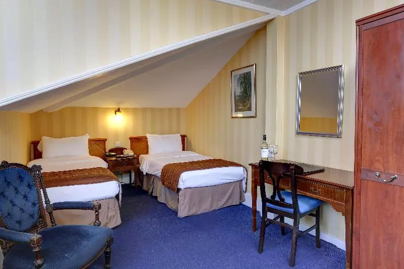 スタンダードトリプルルーム, Best Western Swiss Cottage
