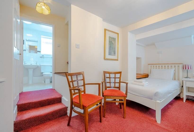 Номер Стандарт, Crown Hotel Cotswold