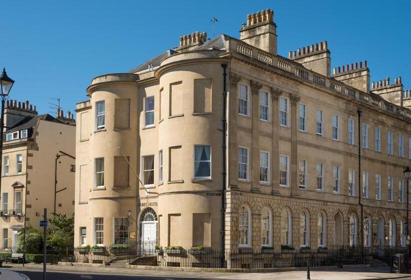 غرفة سوبيريور, Dukes Bath