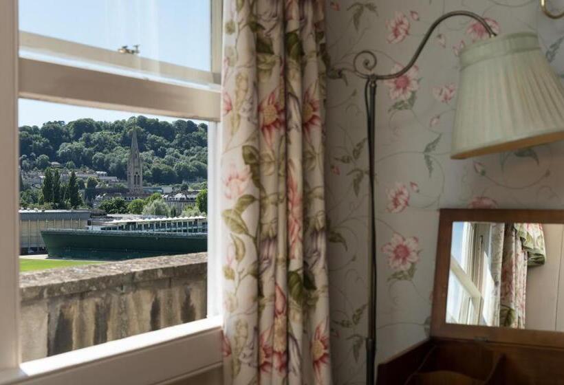 غرفة سوبيريور, Dukes Bath