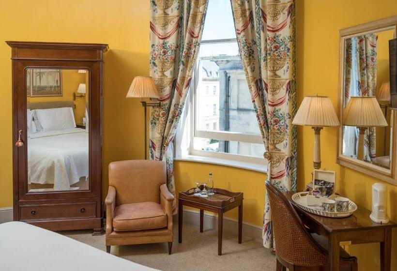 غرفة سوبيريور, Dukes Bath