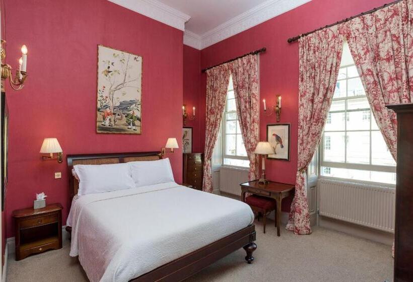 جناح ديلوكس, Dukes Bath