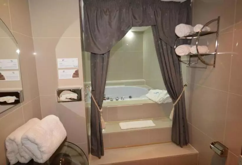 Superior Værelse m. Hydromassage, Durrant House