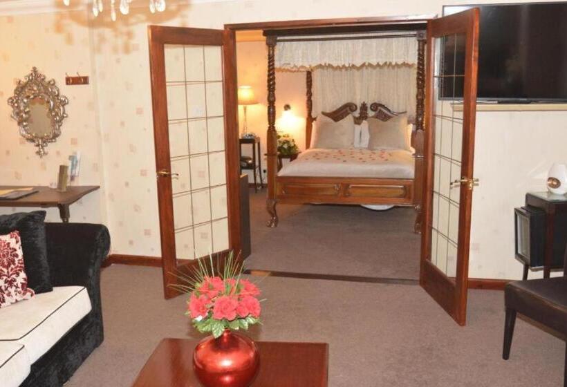 套房, Durrant House