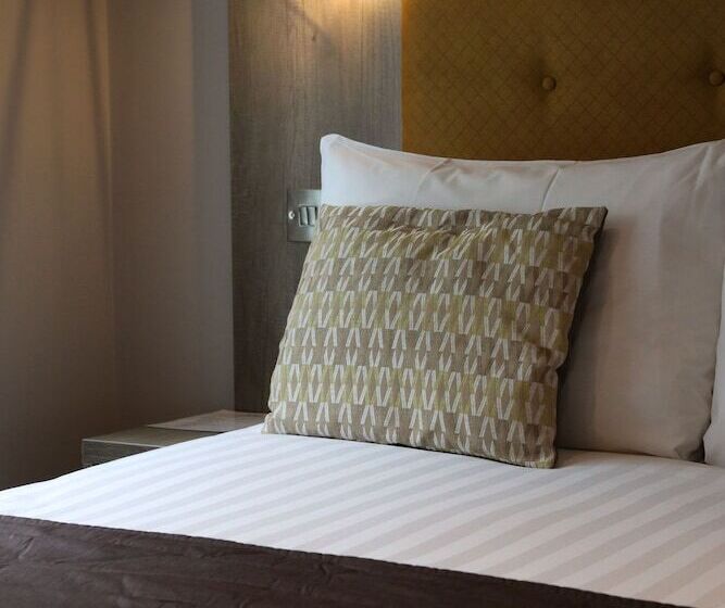 Номер Стандарт, Euston Square