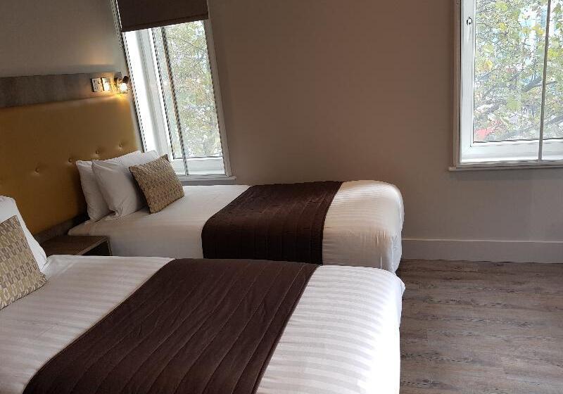 Номер Стандарт, Euston Square