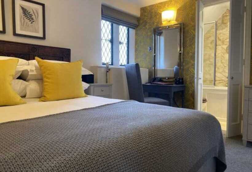 غرفة قياسية, Great Fosters   Near Windsor