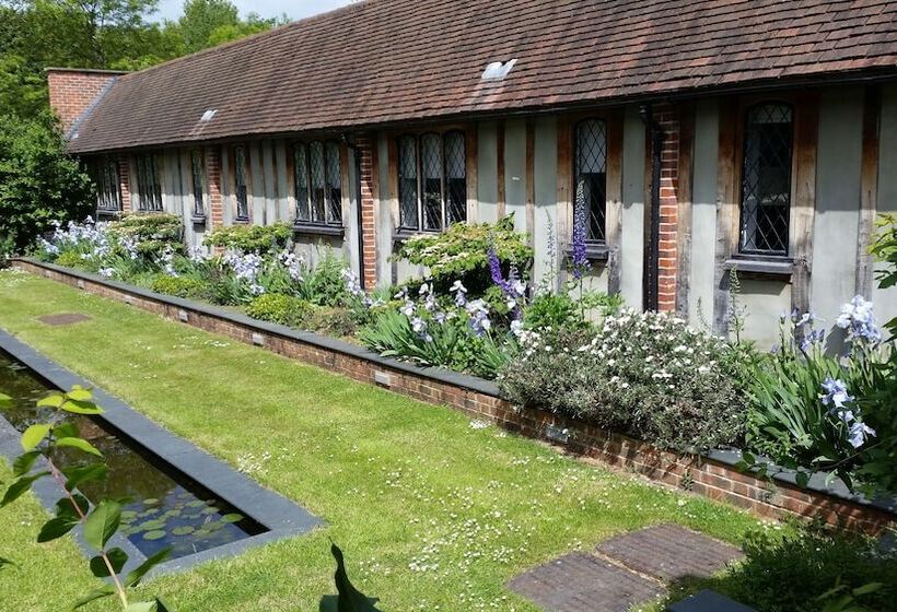 غرفة قياسية سرير كينج, Great Fosters   Near Windsor