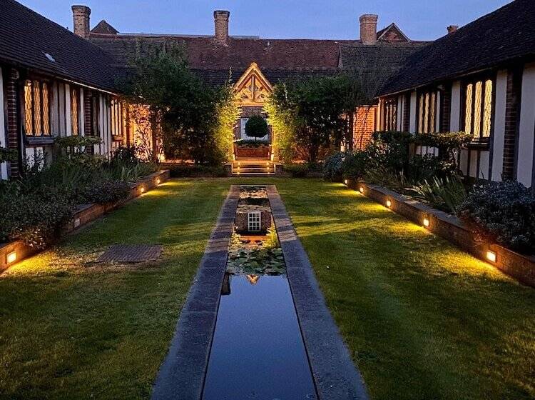 غرفة قياسية سرير كينج, Great Fosters   Near Windsor