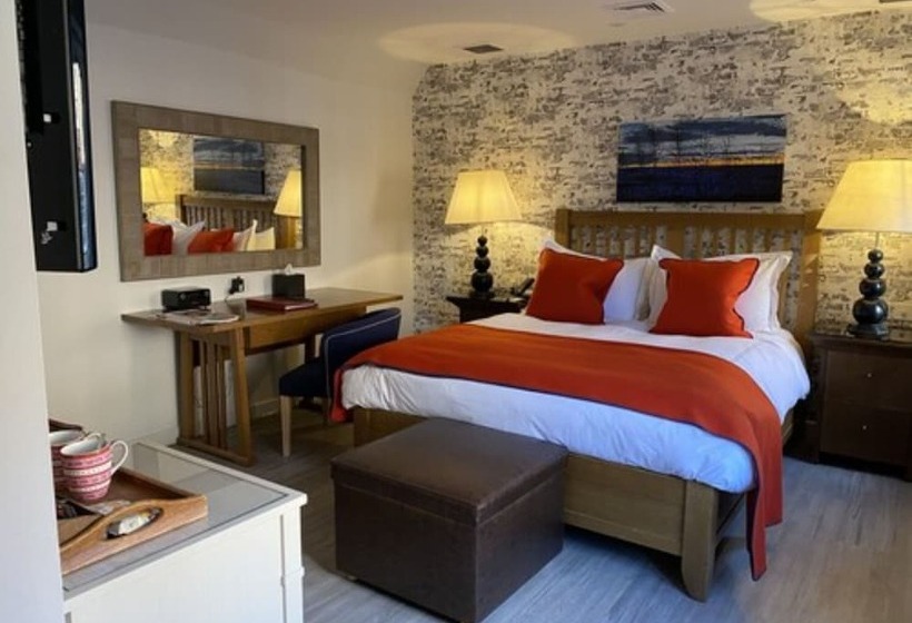 غرفة قياسية سرير كينج, Great Fosters   Near Windsor