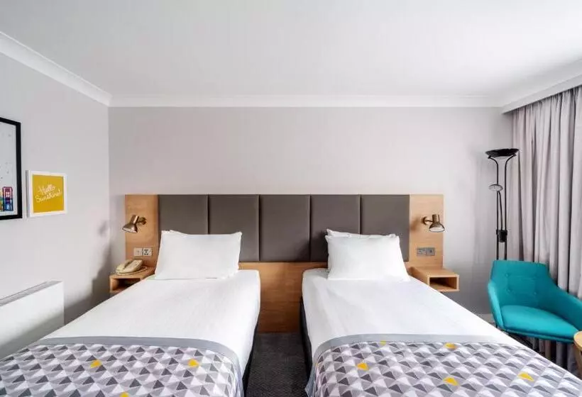 スタンダードルーム, Holiday Inn Hemel Hempstead M1, Jct. 8, An Ihg
