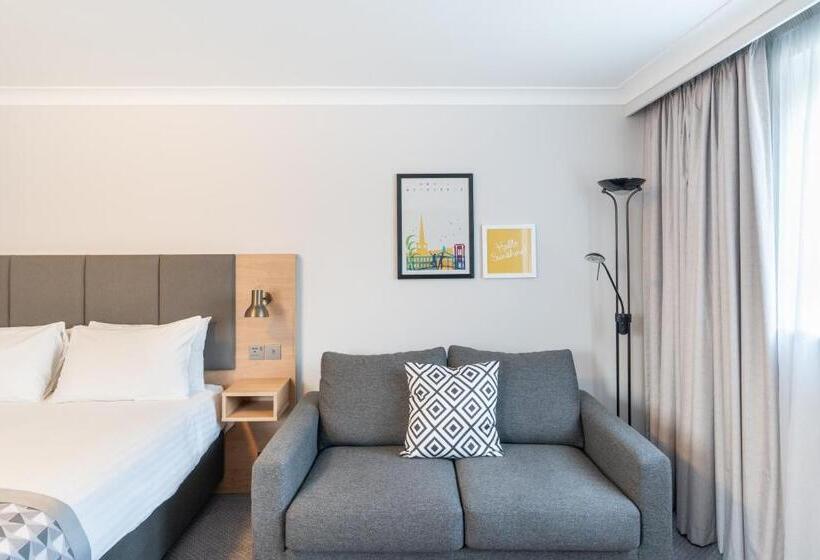 Номер Премиум, Holiday Inn Hemel Hempstead M1, Jct. 8, An Ihg