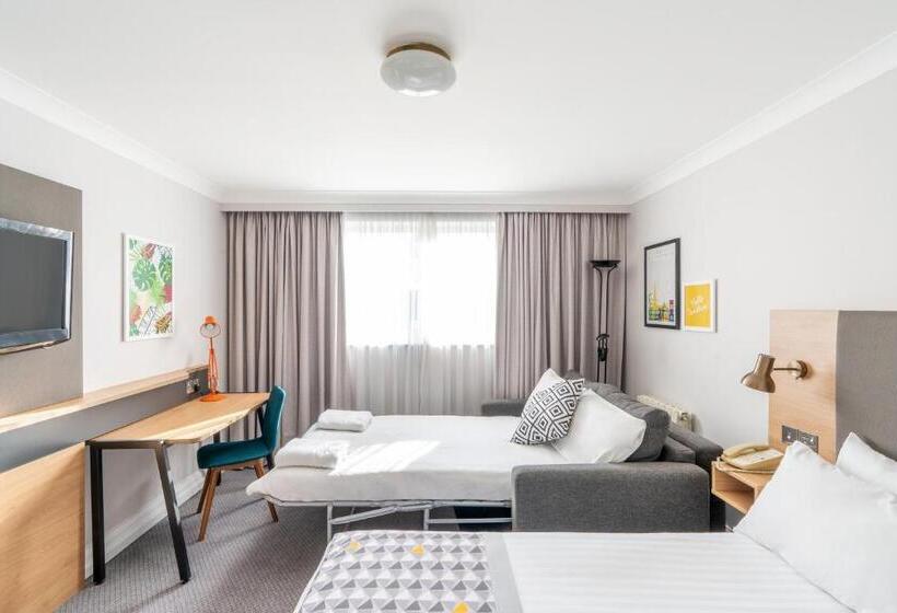 Номер Стандарт, Holiday Inn Hemel Hempstead M1, Jct. 8, An Ihg