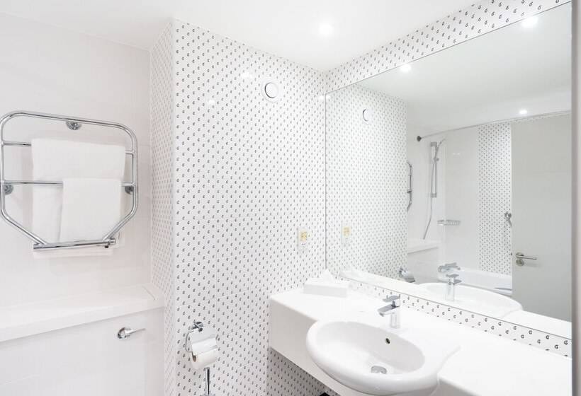 Номер Стандарт, Holiday Inn Hemel Hempstead M1, Jct. 8, An Ihg