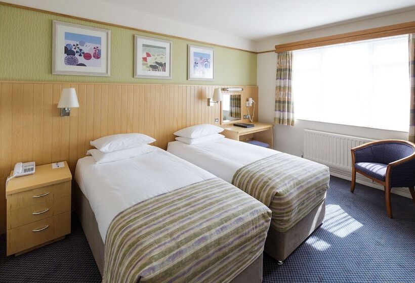 スタンダードルーム, Merton