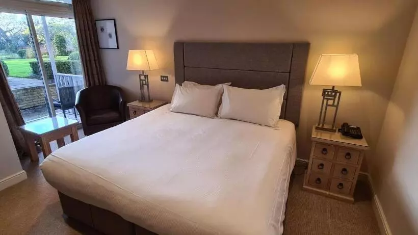 ガーデンビュースタンダードルーム, Rowton Hall Hotel And Spa