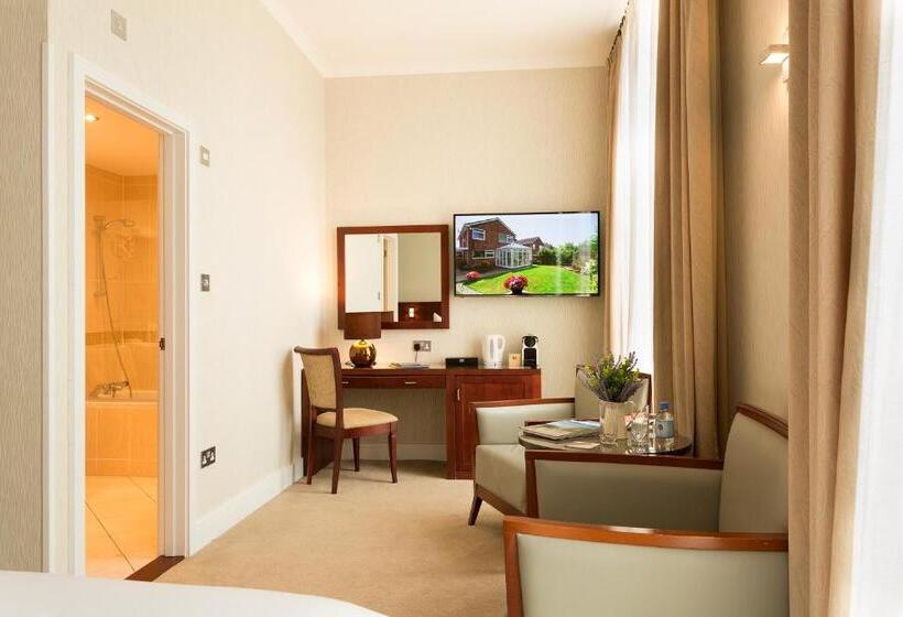 سوئیت با بالکن, Savoy