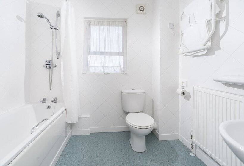 חדר סטנדרט יחיד, The Caledonian