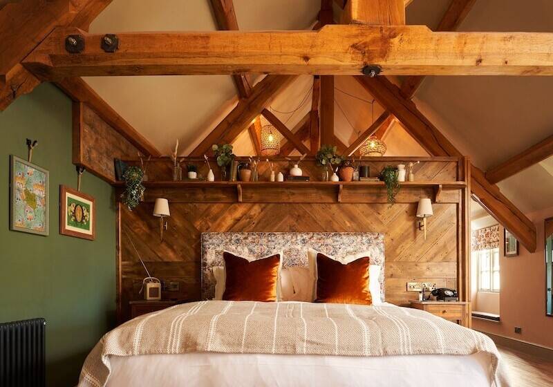 디럭스 룸, The Masons Arms