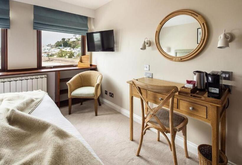 اتاق استاندارد با چشم‌انداز دریا, The Moorings Hotel & Restaurant