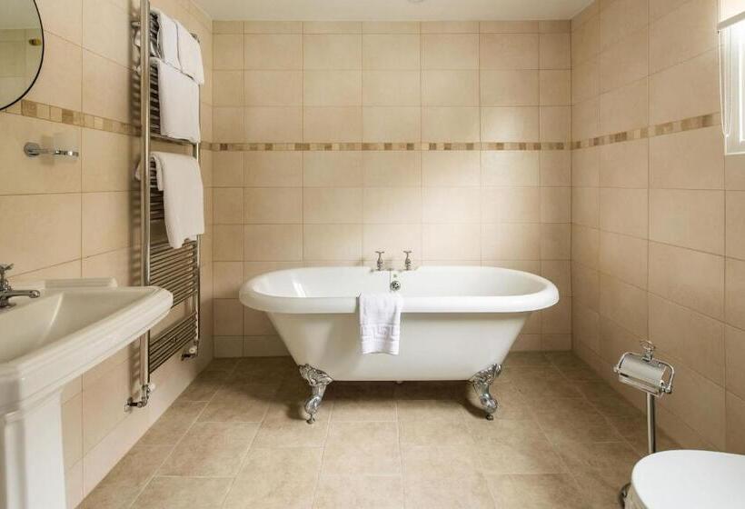 اتاق خانوادگی با چشم‌انداز دریا, The Moorings Hotel & Restaurant