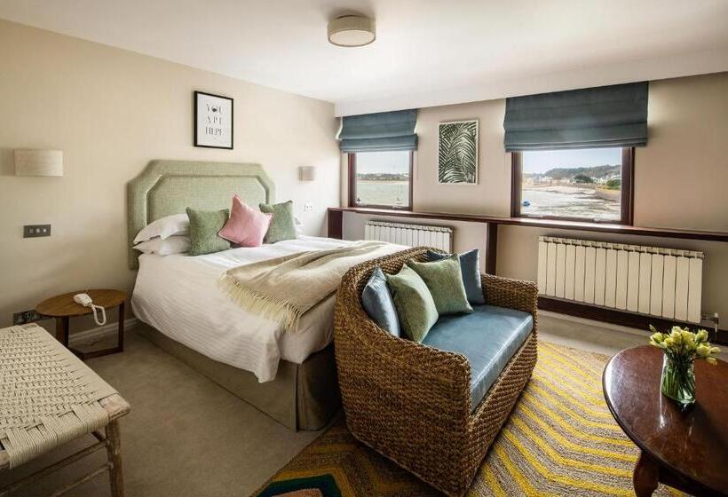 اتاق خانوادگی با چشم‌انداز دریا, The Moorings Hotel & Restaurant