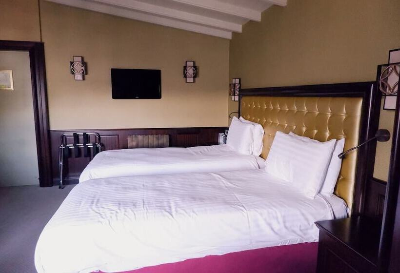 Номер Superior, The Old Inn