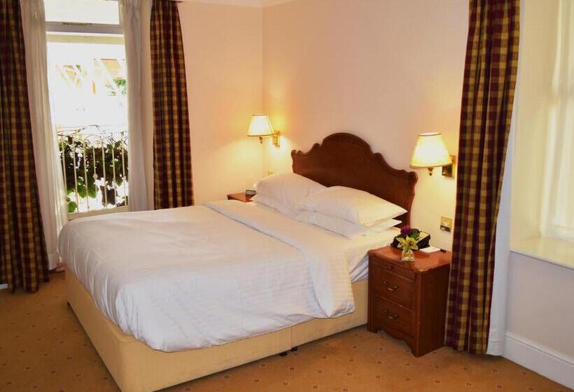 סוויטת ג'וניור, The Sefton