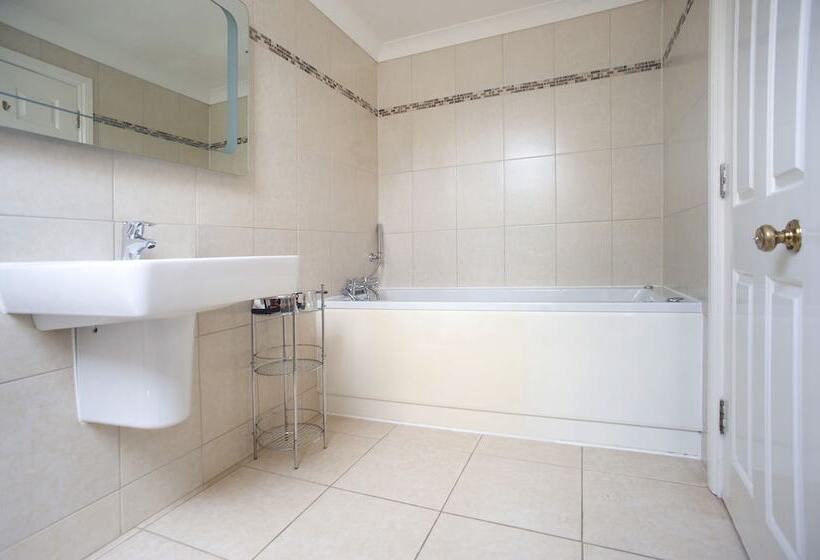 جناح, The Wordsworth