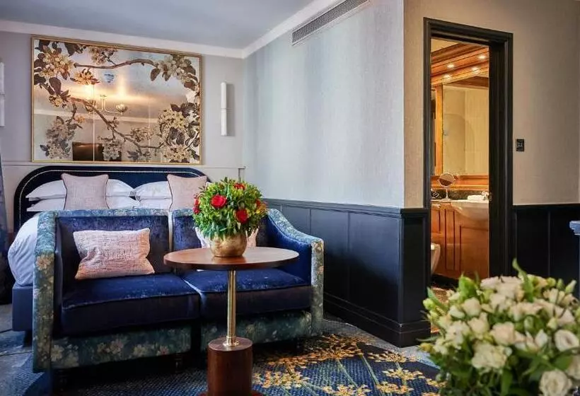 キングサイズベッドのデラックスルーム, The Capital Hotel, Apartments & Townhouse