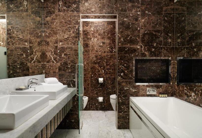 جناح دور أخير, The Chelsea Harbour Hotel And Spa