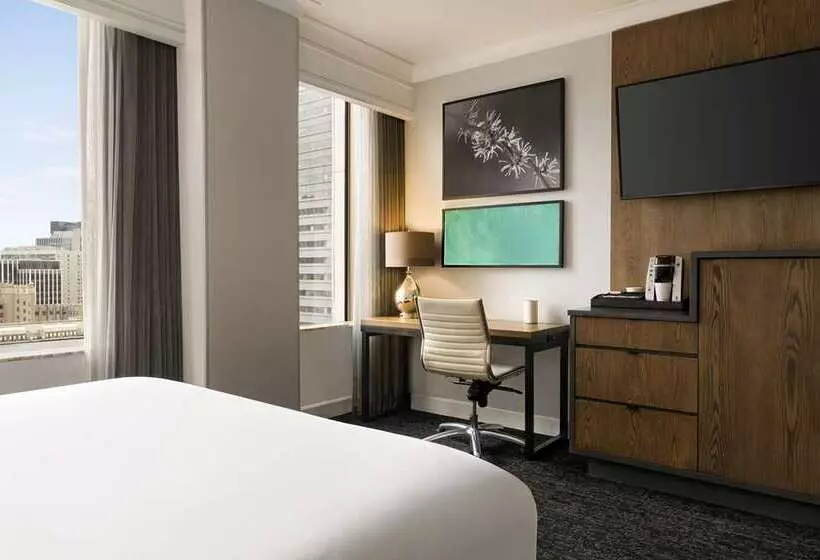 اتاق استاندارد, 100 Queen S Gate Hotel London, Curio Collection By Hilton