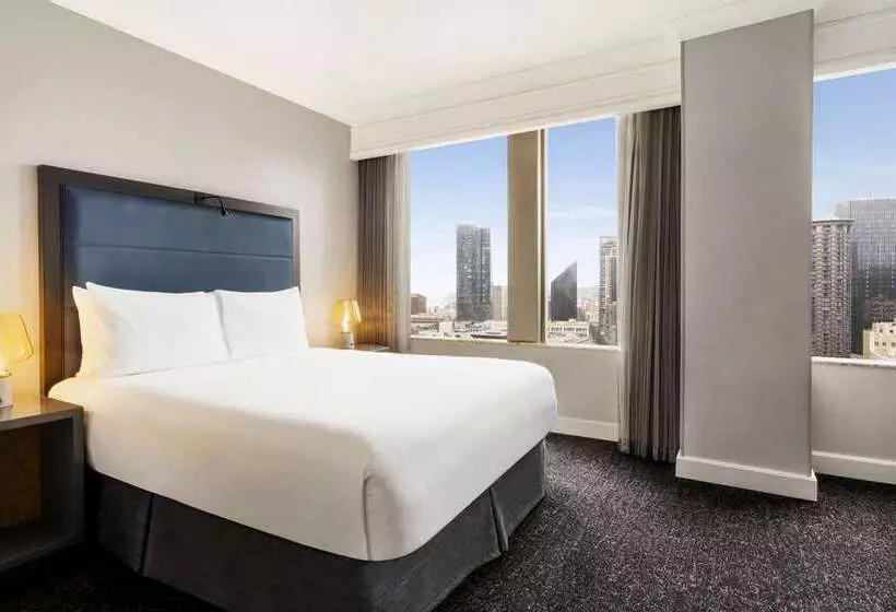 اتاق استاندارد, 100 Queen S Gate Hotel London, Curio Collection By Hilton
