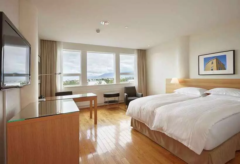 اتاق استاندارد, 100 Queen S Gate Hotel London, Curio Collection By Hilton