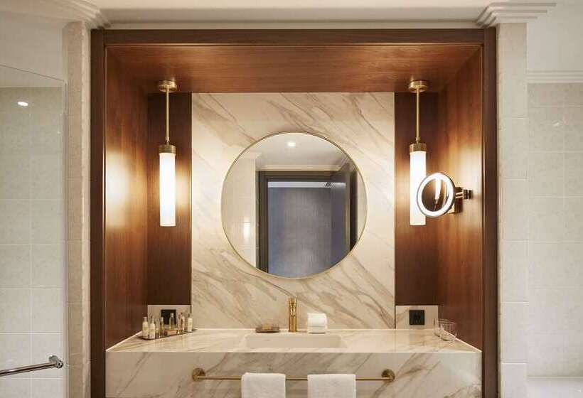 Номер Стандарт, 100 Queen S Gate Hotel London, Curio Collection By Hilton