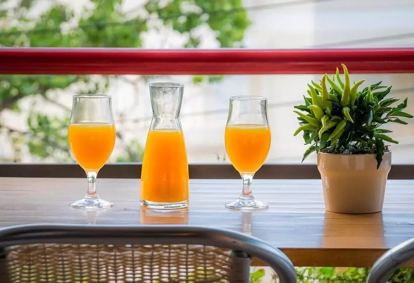 سوییت, Apollonia Hotel Apartments