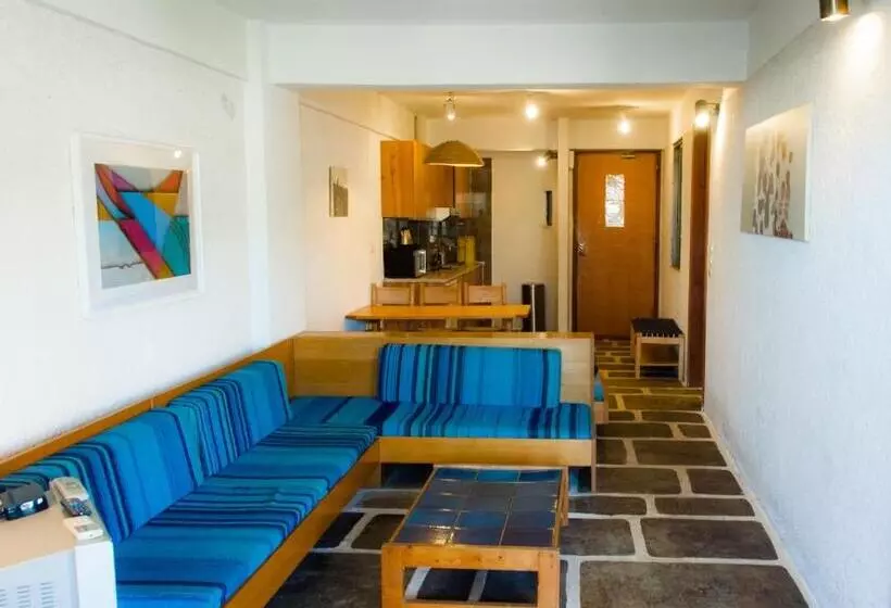 اتاق خانوادگی, Apollonia Hotel Apartments