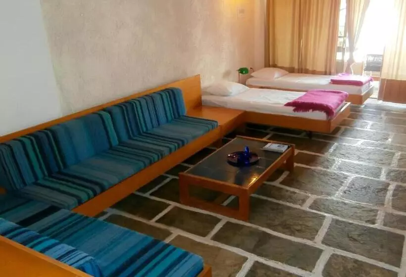 اتاق خانوادگی, Apollonia Hotel Apartments