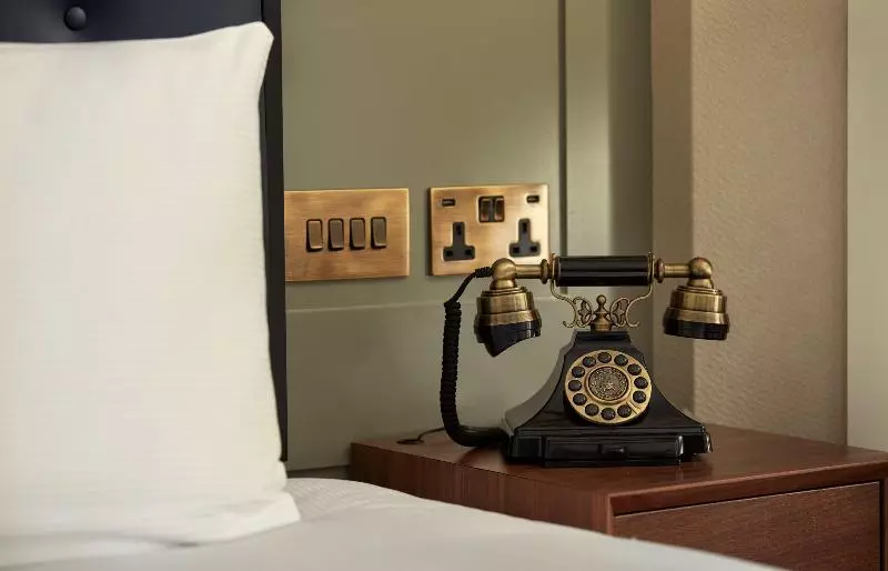 اتاق سوپریور, 100 Queen S Gate Hotel London, Curio Collection By Hilton