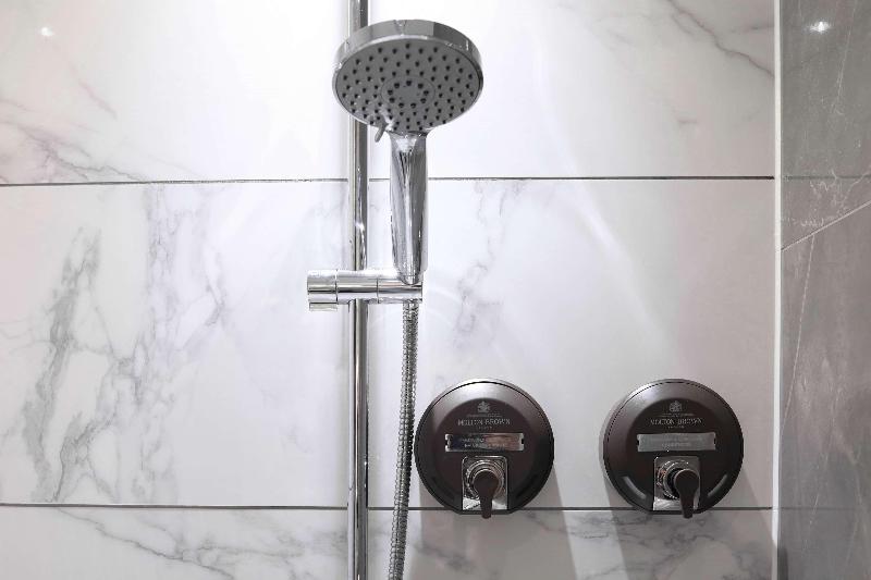 豪华房间, 100 Queen S Gate Hotel London, Curio Collection By Hilton