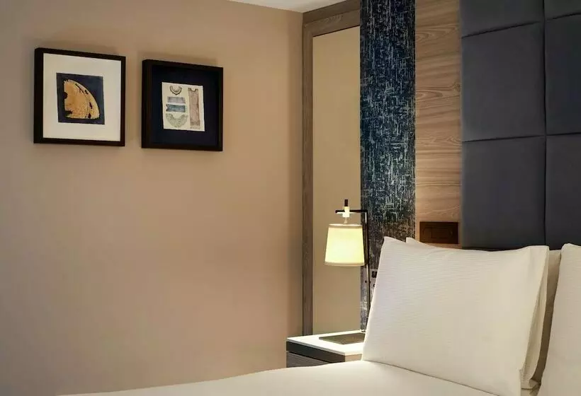 デラックスルーム, Doubletree By Hilton  London  West End