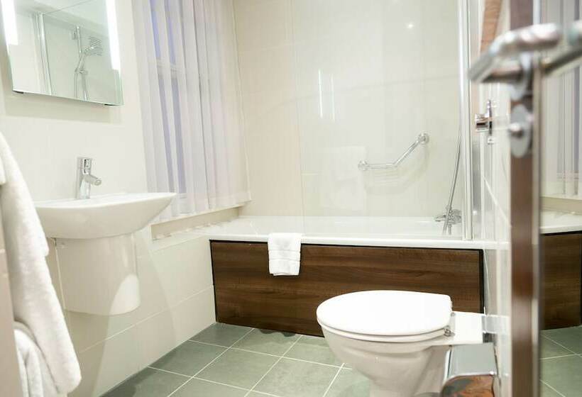 高级大房间, Doubletree By Hilton London West End