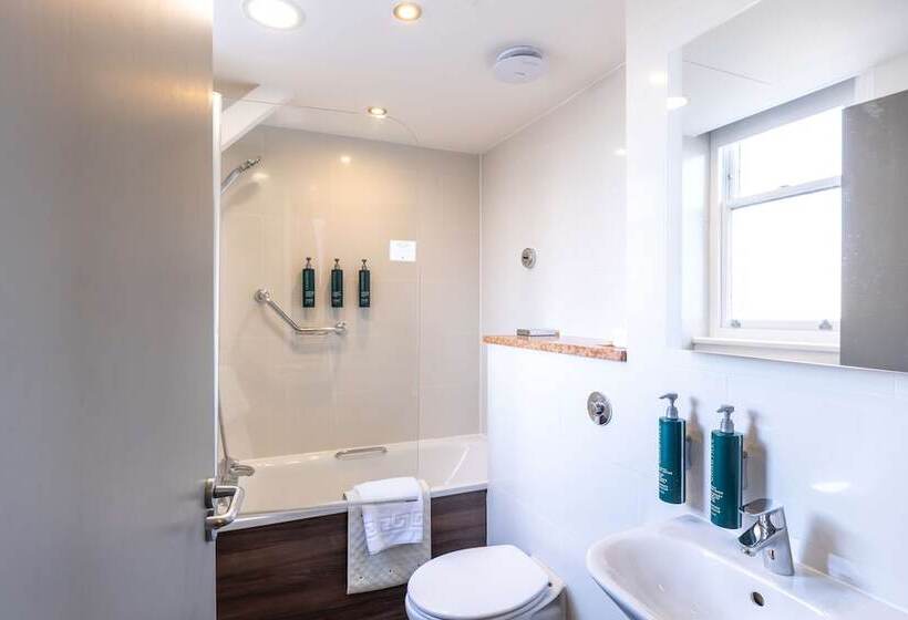 标准单人间, Doubletree By Hilton London West End