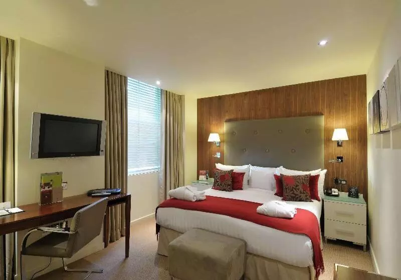 キングサイズベッドのスーペリアルーム, Doubletree By Hilton  London  West End
