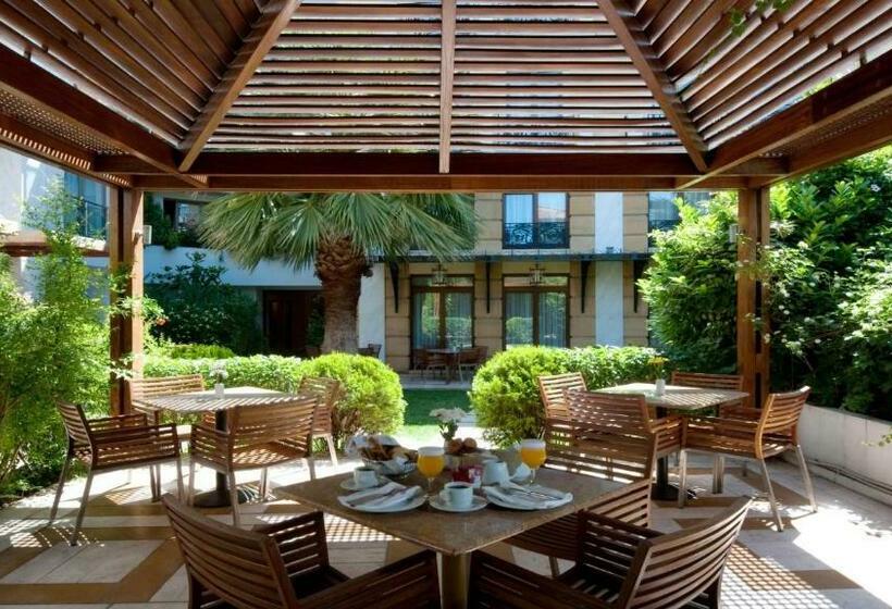 수피리어 룸 가든 전망, Electra Palace  Athens